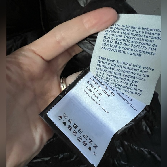 Moncler Glygos Hooded Puffer Vest in Black Size Small (1) New - Picture 8 of 13